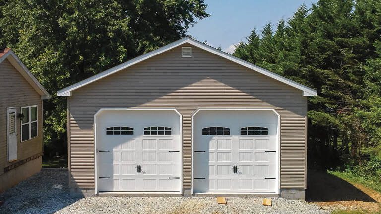 G82 | 28x28 Garage with 12' walls and 9x10 garage doors